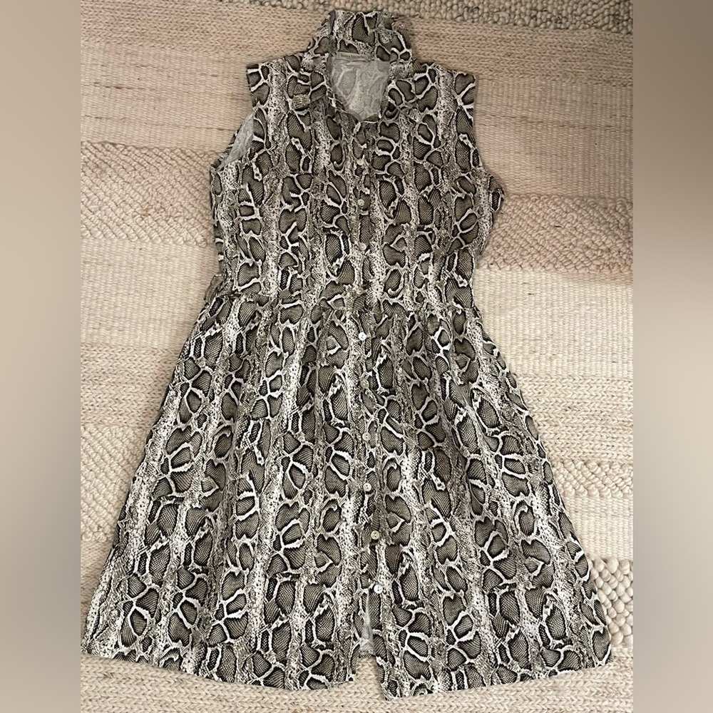 Chic Sleeveless Snake Print Midi Dress